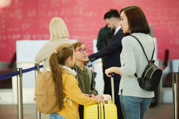 Naklejka premium Family at the airport