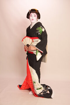 85 Best 女形 Images Stock Photos Vectors Adobe Stock