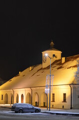 Staszów zimą , Staszów zima 2021 , Zima 2021 . Staszów , Staszów nocą w zimie , śnieg w  Staszowie ,kościół w Staszowie , ulice Staszów , Rynek Staszów © Szymon