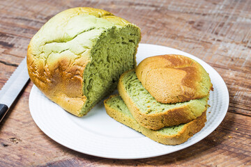green bread sliced