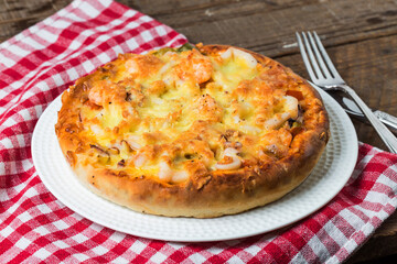 pizza seafood pizza (2)