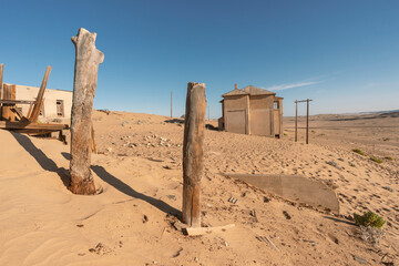Fototapeta na wymiar ruins of Kolmanskop town