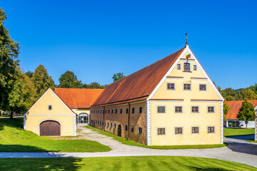 Fototapeta na wymiar Kloster Oberschönenfeld, Gessertshausen, Bayern, Deutschland 