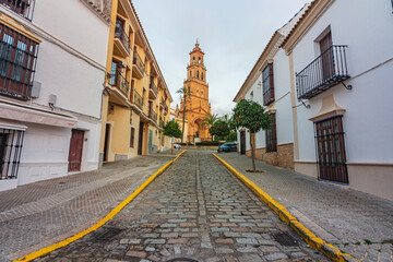 Fototapeta premium Una fotografía de la Parroquia de Santa María en Utrera.