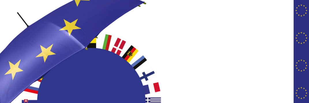 Schutzschirm mit EU-Flaggen mit den europ&auml;ischen Staaten isoliert vor weissem Hintergrund als Banner.