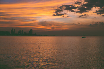 Fototapeta premium Sea sky beach with nature sunset