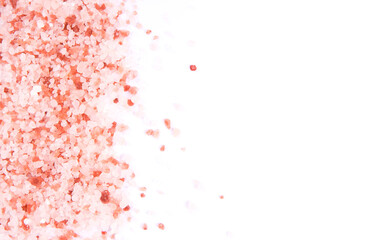 Himalayan Pink Salt isolated on white with copyspace - obrazy, fototapety, plakaty