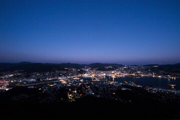 Fototapeta na wymiar 稲佐山からの長崎市街地夜景　世界新三大夜景