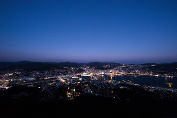 Obraz premium 稲佐山からの長崎市街地夜景 世界新三大夜景