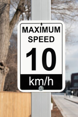 Obraz premium Speed limit street sign colour
