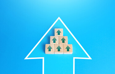 Blocks with unidirectional arrows united in a single move arrow. Directing all efforts and...