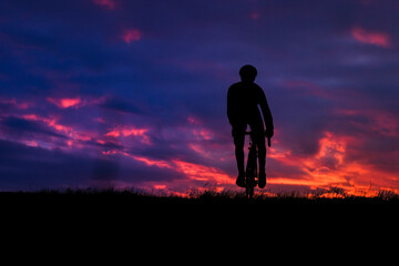 silhouette bicycling