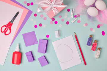 Step-by-step instructions. Easter bunnies. Step 2 Draw the parts of the rabbit's body. DIY. Flat lay.