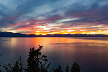 Fototapeta na wymiar Sunset landscape of Lake Tahoe