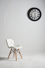 clock chair wait time hour