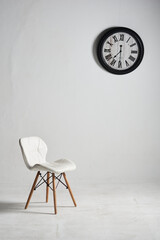 clock chair wait time hour