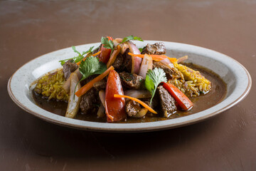 Comida peruana, criolla. Tacu Tacu de Lomo Saltado.
