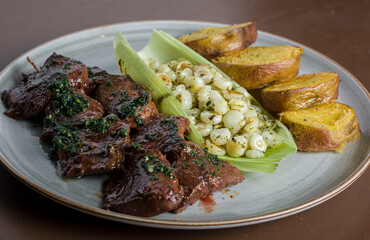 Comida peruana, criolla.
