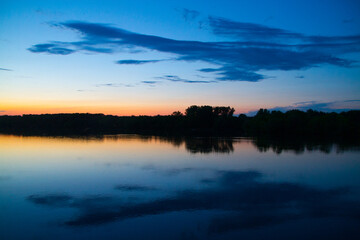 Fototapeta na wymiar Sunset at Coon Rapids Dam