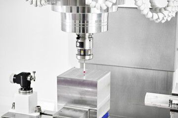 Coordinate measuring machine