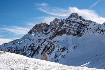 Fototapeta na wymiar Trentino, panorama invernale
