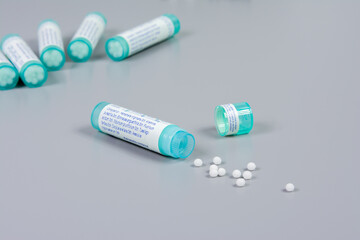 Tubes de médicament homéopathique