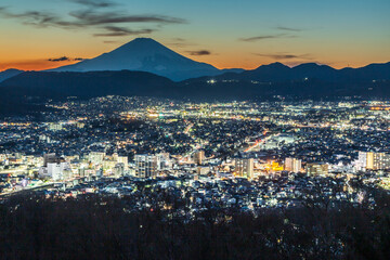 秦野市弘法山から夕焼け富士山