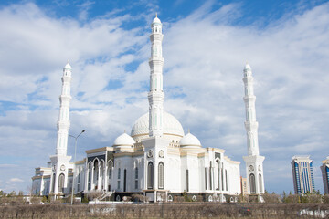Fototapeta na wymiar View of Hazrat Sultan Mosque in Nur-Sultan, Kazakhstan