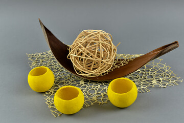 Wiklinowe kule, małe pojemniki, susz, ozdoba . © Krzysztof Głowacki