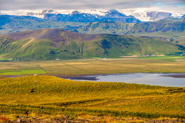 Fototapeta na wymiar Icelandic landscape near Dyrhólaey Viewpoint