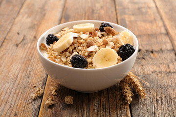 bowl of muesli and fruits