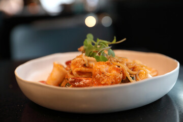 spaghetti pomodoro with sea food