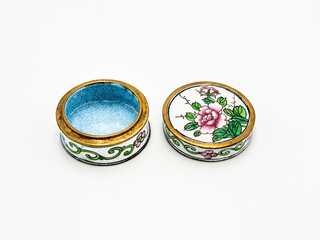 Rustic Vintage Round Jewelry Porcelain Decorative Floral Trinket Box in White Background