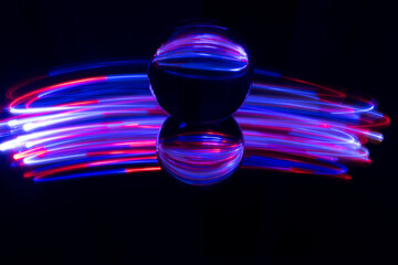 Lightpainting with color traces in mirror