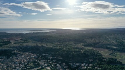 Survol des corbières maritimes et des vignes