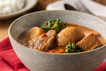 ほんわか湯気の立つ、ほっかほかのスープカレー