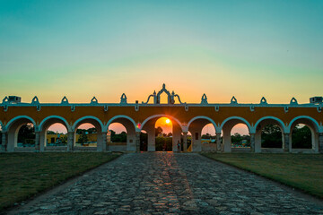 atardecer colonial