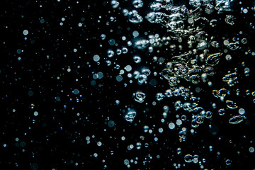 Bokeh from light in water