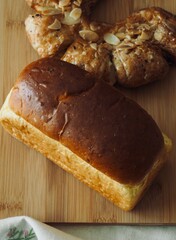 페스츄리와 식빵, 아침식사
