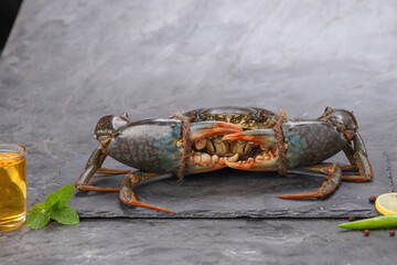 Live mud crab