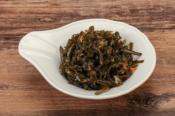 Seaweed cabbage with carrot and sesame