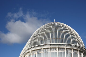 Fototapeta na wymiar Irish Greenhouse against blue sky