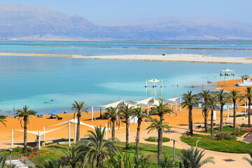 Obraz premium equipped sandy beach at the resort Ein Bokek, Dead Sea, Israel