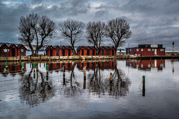 Fishermens houses in marina i lake V&auml;ttern, J&ouml;nk&ouml;ping, Sweden
