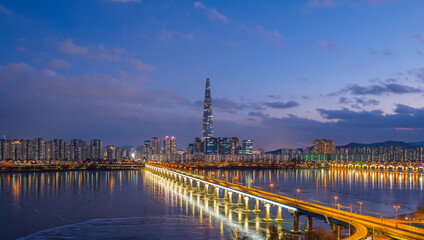 Fototapeta premium city skyline at night, Seoul South Korea.