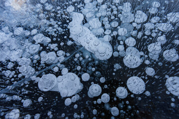 糠平湖のアイスバブル