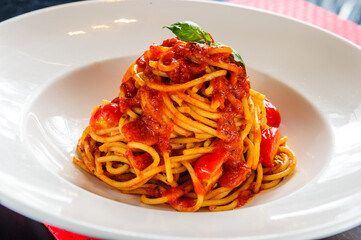 Plate of pasta with tomatoe sauce