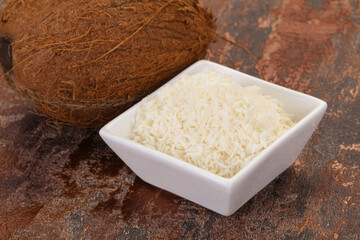 Coconut shredded chip with nut