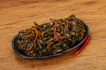 Seaweed cabbage with carrot and sesame