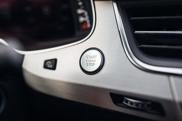 Obraz na płótnie Canvas Luxury car engine start and stop button